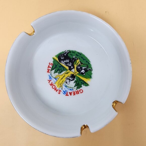 Vintage Great Smoky Mountains Souvenir Ceramic Ashtray With Gold Accents - Picture 1 of 6